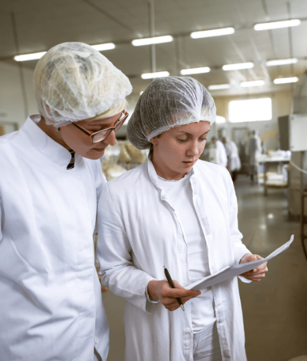 Carta de CERTIFICACION con logotipos y datos de contacto de la empresa BUREAU VERITAS para HARINAS LA ENCARNACIÓN.